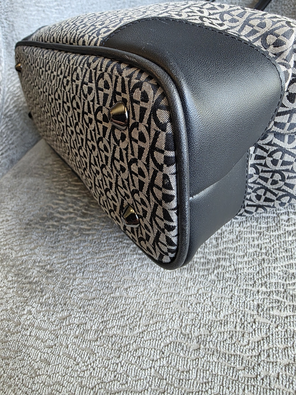 Beautiful Vintage Monogram Etienne Aigner Black Shoulder Handbag Clean!! - Picture 9 of 16